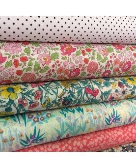 Dots petit- Hvid og sort