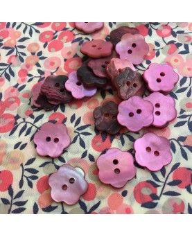 Knapper perlemor blomst lilla 15mm