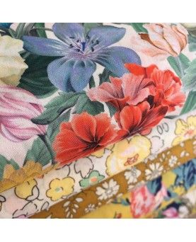 Liberty stofstykke 45x65cm Meadow Melody Small Hvid