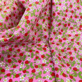 Liberty stof fabrics Strawberries and Cream 03632125C Pink