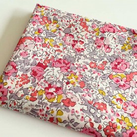 Liberty stof fat quarters fabrics Claire Aude 01570010A organic fabric Product picture produkt foto