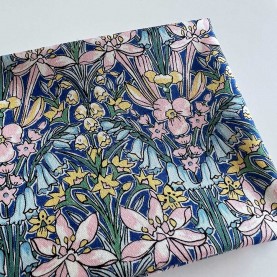 Liberty Quilting fat quarters 45x55cm fabrics Adlington Hall 04775716A product picture Liberty Quilting fat quarters 45x55cm fabrics Adlington Hall 04775716A product picture