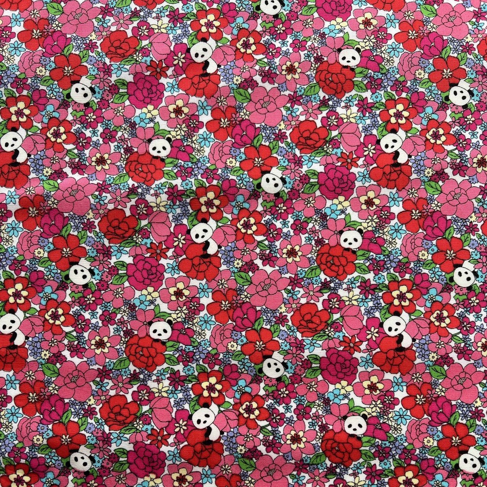 produkt foto af stofstykke precuts til salg stoffet er med blomster og små pandaer og sælges i stykker fat quarters produkt foto af stofstykke precuts til salg stoffet er med blomster og små pandaer og sælges i stykker fat quarters