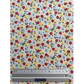 Kobayashi Japansk stof - Poplin produktfoto af stof der ligger fladt med linial så man kan se printet og printets størrelse.