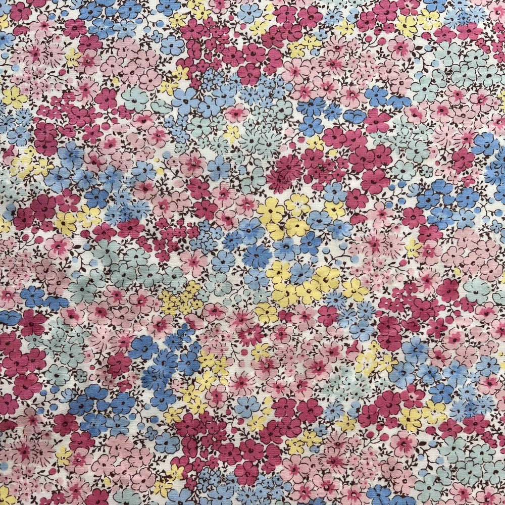 Kobayashi Japansk stof - Poplin bomuld metervarer syning produktfoto stoffet er med blomster print og sælges i metermål
