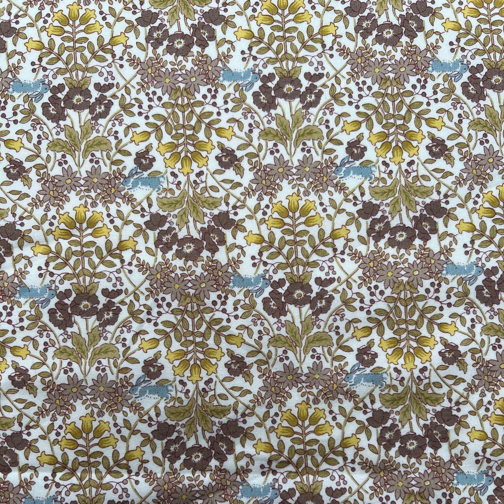 Kobayashi Japansk stof - Poplin bomuld metervarer syning produktfoto stoffet er med blomster print og sælges i metermål