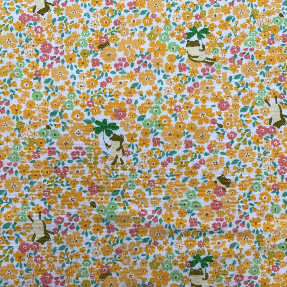 Kobayashi Japansk stof - Poplin bomuld metervarer syning produktfoto stoffet er med blomster print og sælges i metermål