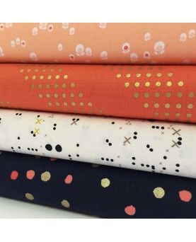 Art Gallery - guld prikker på skrå